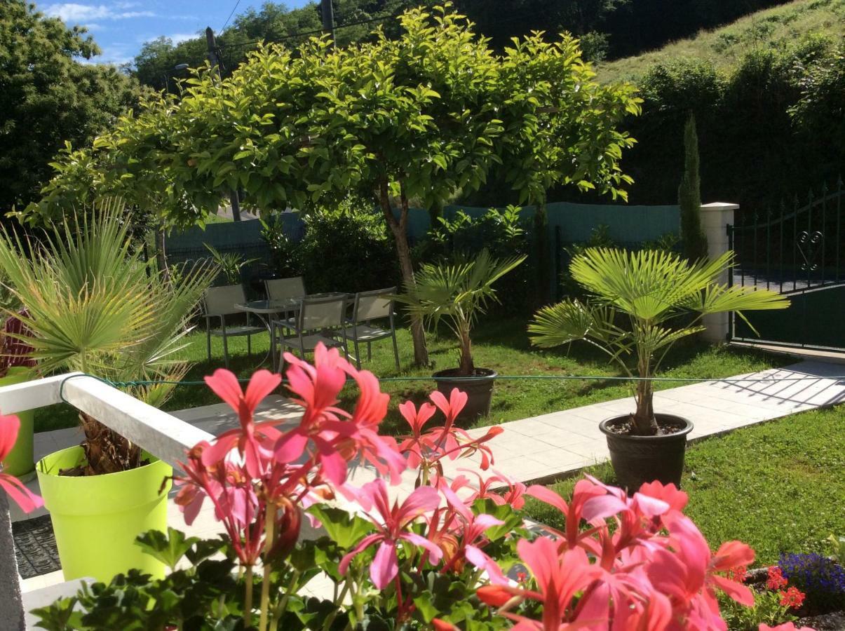 Villa Maison Blanche Tulle 1 A 4 Personnes Bagian luar foto